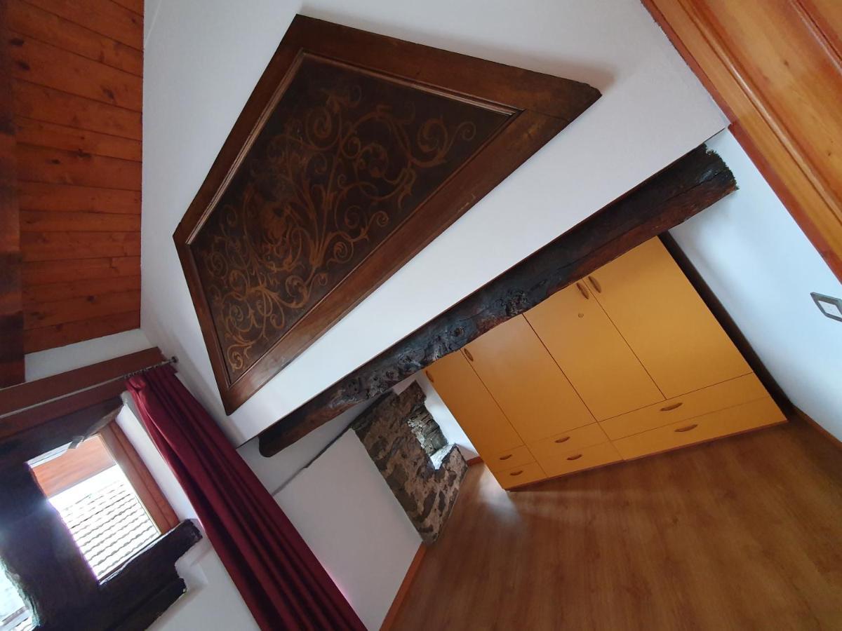 Appartamenti Vacanze E Camere Roccetta Fiorita Pettenasco Quarto foto