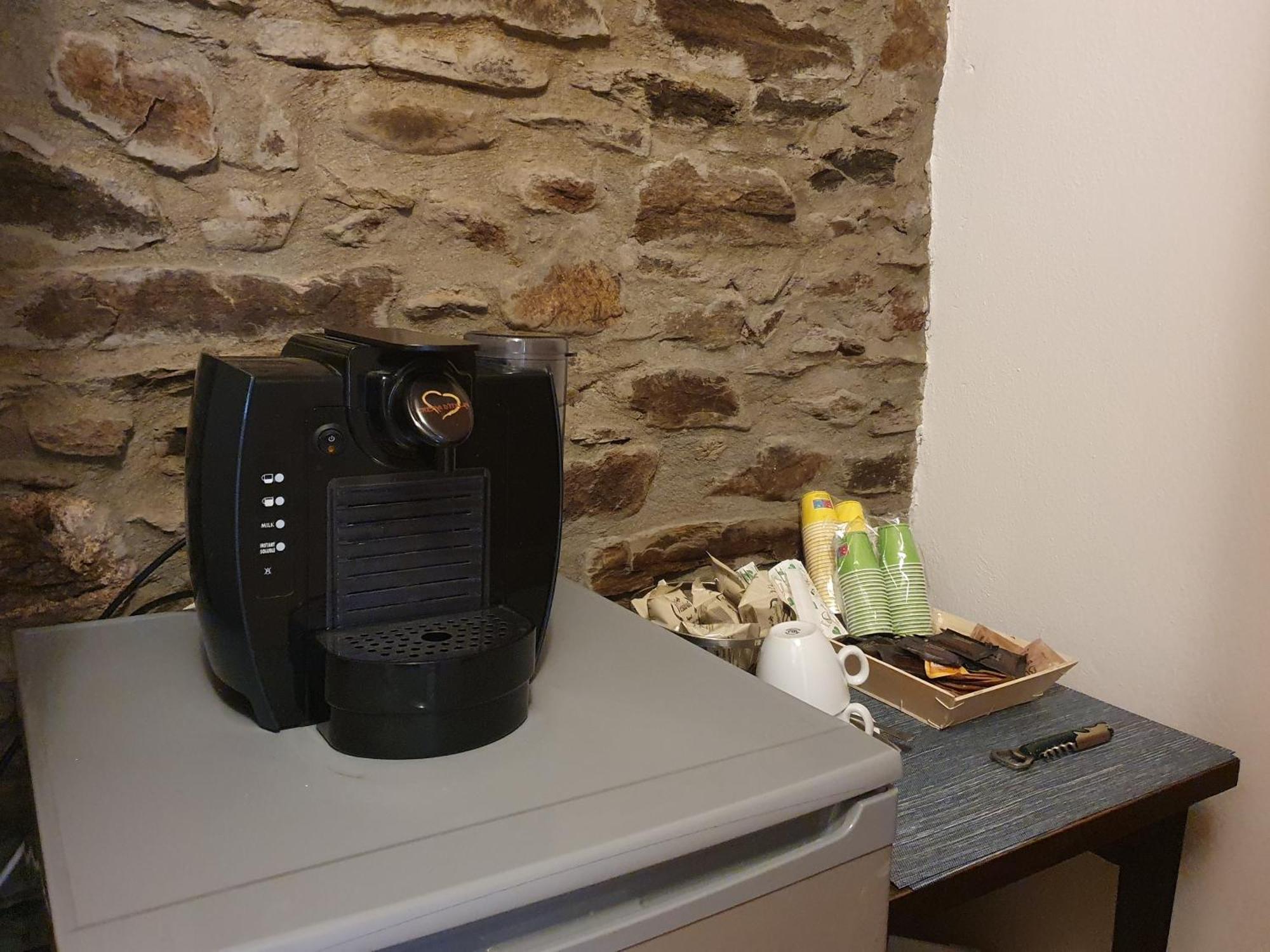 Appartamenti Vacanze E Camere Roccetta Fiorita Pettenasco Quarto foto